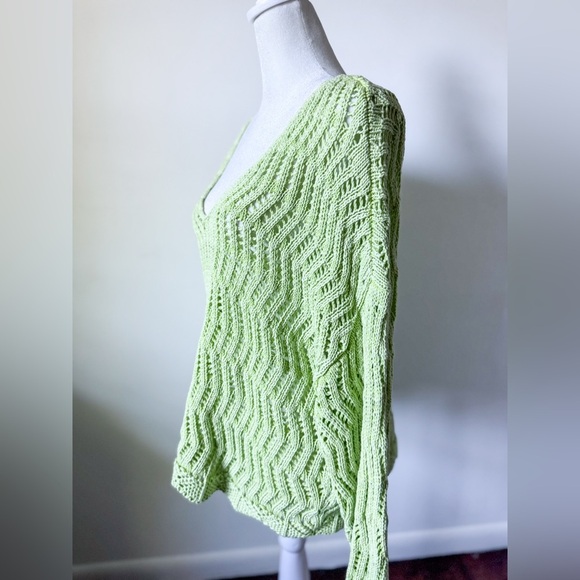 American Eagle Knit Pullover - Picture 5 of 6